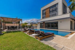 Near By The Land Of Legends , Villa BATiATUS - Belek - 7