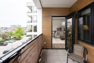 East Side Luxury 1BR Apt - Near Brady St with Balcony and Lounge - Milwaukee - 5