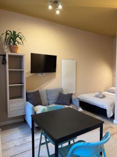 Small studio in hipster neighborhood - Prag - 6