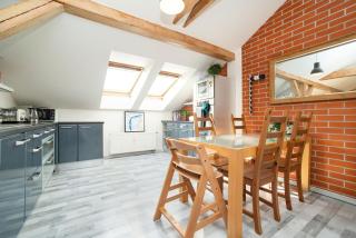 Bright and airy apartment in unique suburb - Prag - 5