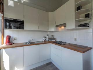 Bungalow near Sint Maartenszee Beach - Sint Maartensvlotbrug - 4