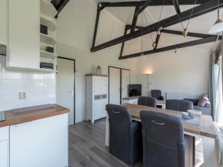 Bungalow near Sint Maartenszee Beach - Sint Maartensvlotbrug - 2