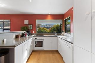 Charming house with lovely views - Queenstown - 6