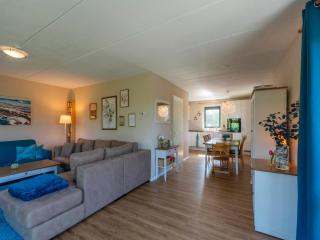 Holiday Home in Julianadorp near Beach - De Zandloper - 4
