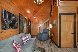 Cloudspire Chalet Arcade Games Outdoor Lounge - Pigeon Forge - 3