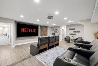 3BR Guest Escape with Pool and Theater - Palm Harbor - 8