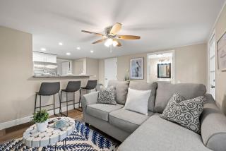 3BR Guest Escape with Pool and Theater - Palm Harbor - 6