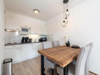 Apartment by Dutch Beach Pet-Friendly - Julianadorp - 9