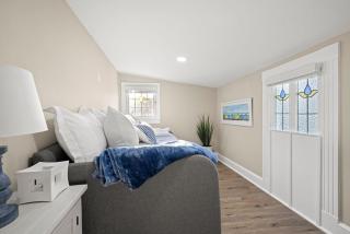 Elegant Pool Retreat with Firepit - Palm Harbor - 6