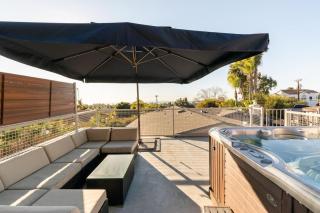 San Diego Staycation Home with Hot Tub Ocean Views - 9
