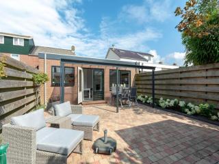 Holiday Home in Callantsoog with Garden - Callantsoog - 3