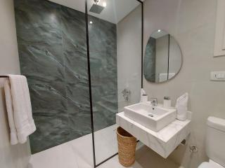 Cozy 2BR Apartment w Pool Access - Kairo - 7