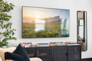 Charming 2BR in Heart of LA with Spacious Backyard - 7