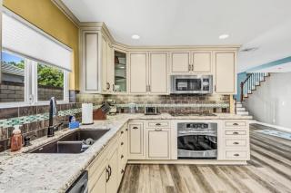 Stunning 4BR Laguna Hills Oasis with Private Pool - 5