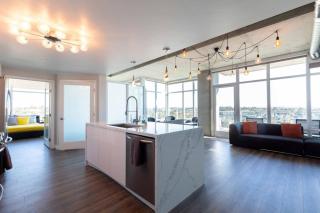 Modern Downtown SD Apartment Stunning City Views - 8