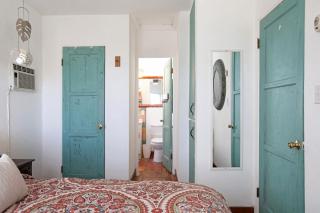 Old Town 1BR Short Drive to Downtown and Beaches 84 - 3