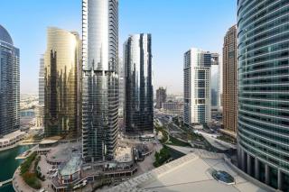 Elegant Haven and Spacious 2BR in Lake Terrace - 3