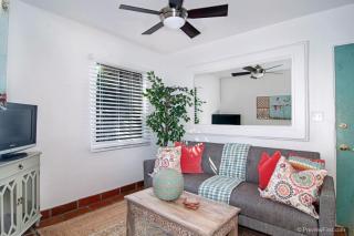 Cute Old Town Cottage near Downtown Beaches - 6