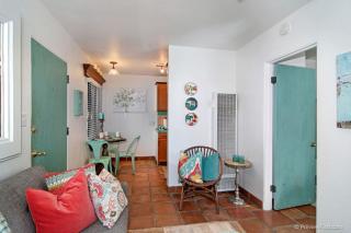 Cute Old Town Cottage near Downtown Beaches - 1