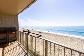 Oceanfront Condo on Sand, Walk to Carlsbad Village - 9