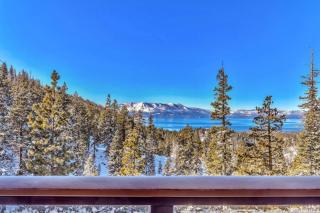 Rare Heavenly 2BR, LAKE VIEWS, SHUTTLE ACCESS, DOG OK - 0