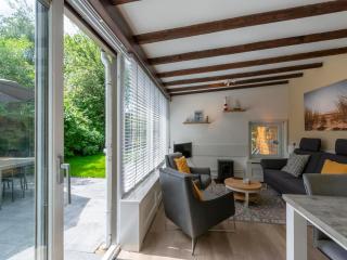 Bungalow in Sint Maartenszee near the Beach - Sint Maartensvlotbrug - 2