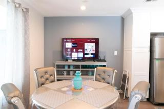 Modern Beach Home Just Minutes from the Beach - 5