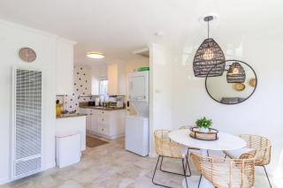 Pacific Beach Cottage 2 Walk to the Beach and Bay - 3