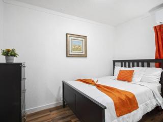 Calm and Spacious Retreat Family Ready Escape - 4