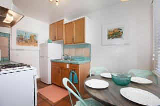 Old Town 1BR Short Drive to Downtown and Beaches 2.5 - 2