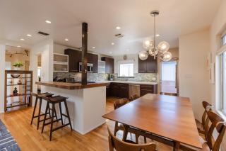 Heart of Venice Designer Home Near Abbot Kinney - 2