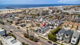 Beachfront Bliss in HB Luxury Ocean View Rental - Huntington Beach - 0