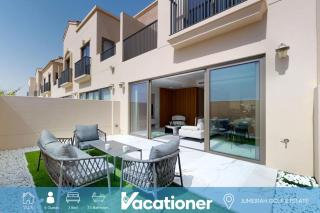 Jumeirah Golf Estate - Elegant Three Bed Villa - 0