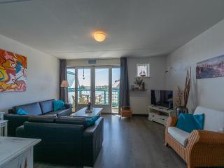 Apartment by Dunes with Balcony Views - Julianadorp - 1