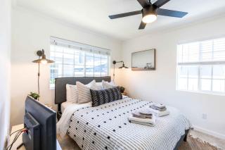 Pacific Beach Cottage 4 Walk to the Beach and Bay - 7