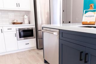 Beachfront Bliss in HB Luxury Ocean View Rental - Huntington Beach - 1