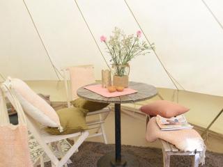 Tent Lodge with Private Kitchen and Bathroom - Callantsoog - 0