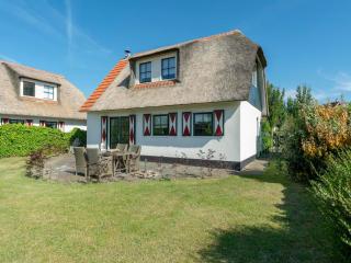 Cozy Villa with Sun Lounger by Belvilla - Callantsoog - 7