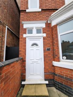Cozy & Bright 2BR in Long Eaton - Long Eaton - 3