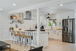 Desert Oasis with Modern Comforts - Palm Springs - 4