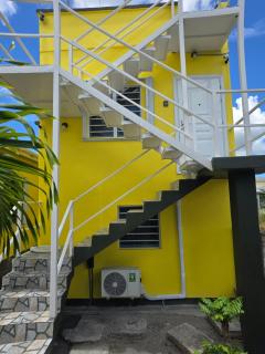Tiny Bliss Apartments - Potters Village - 0
