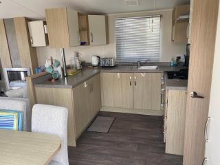 Willerby Static Holiday Home - - 2