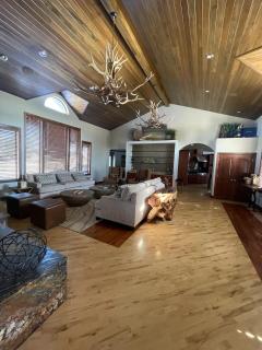 Exclusive Villa with Expansive Space & Private Bar - 1