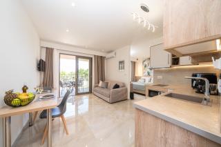 Maera Apartments - 6