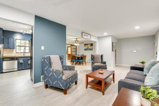 6 Mi to Airport: Riverdale Home w/ Private Pool! - 7