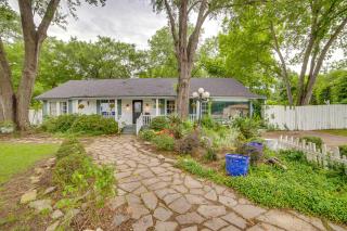 7 Mi to Lake Fork Cottage with Deck in Quitman - 9