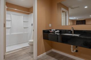 Far West Cabin-Tiny Homes Rental - Forks - 8