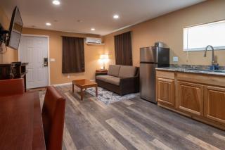 Far West Cabin-Tiny Homes Rental - Forks - 5