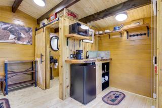 On Hobby Farm Whidbey Island Tiny Home - Clinton - 2