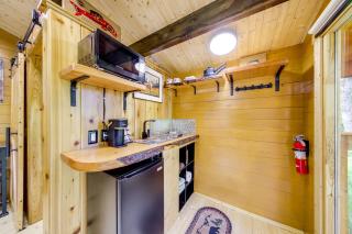 On Hobby Farm Whidbey Island Tiny Home - Clinton - 1
